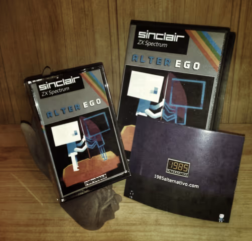 Las dos ediciones físicas de Alter Ego para ZX Spectrum, en cassette y con caja rígida